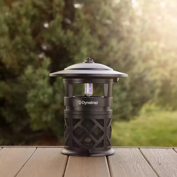 DynaTrap DT2030GRSR 1 Acre Mosquito ampamp Flying Insect Outdoor Trap and Killer  Kills Mosquitoes Flies Wasps Gnats ampamp Other Flying Insects  Green1 Acre Black Trap