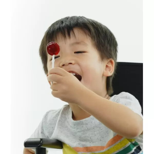 Kids Throat Soothing Lollipops by Beekeepers Naturals  Doctor Formulated Immune Support Vitamin D ampamp Honey Under 2g Sugar Clean Ingredients15 ct3 Flavor Variety Pack