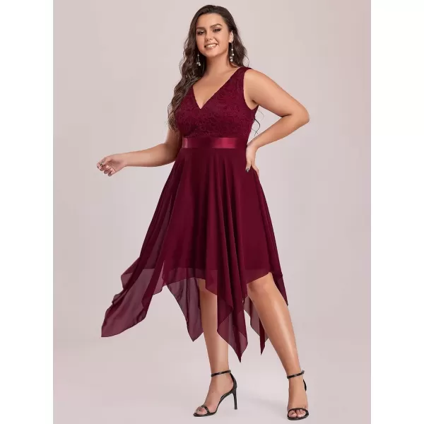 imageEverPretty V Neck Chiffon Lace Asymmetric Plus Size Knee Length Summer Formal Cocktail Dresses for Curvy Women 00207DAPHBurgundy