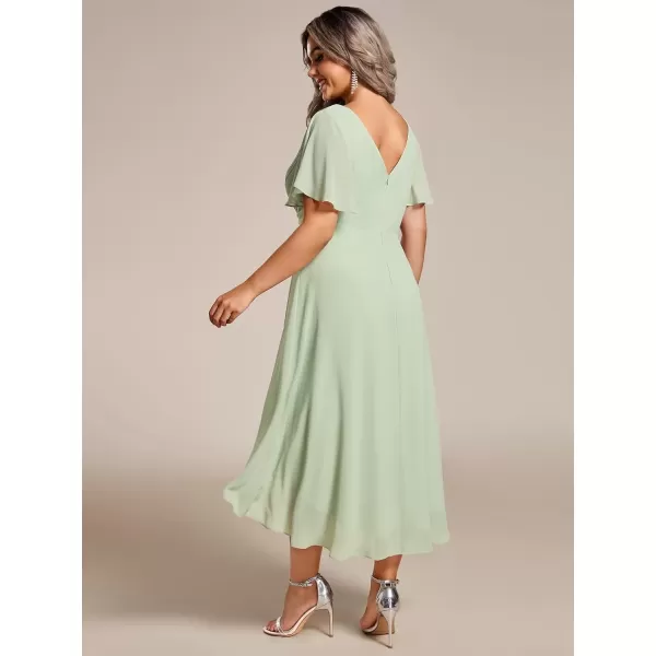 imageEverPretty A Line V Neck Chiffon Short Sleeves Knee Length Plus Size Wedding Guest Dresses for Curvy Women 01923DAMint Green