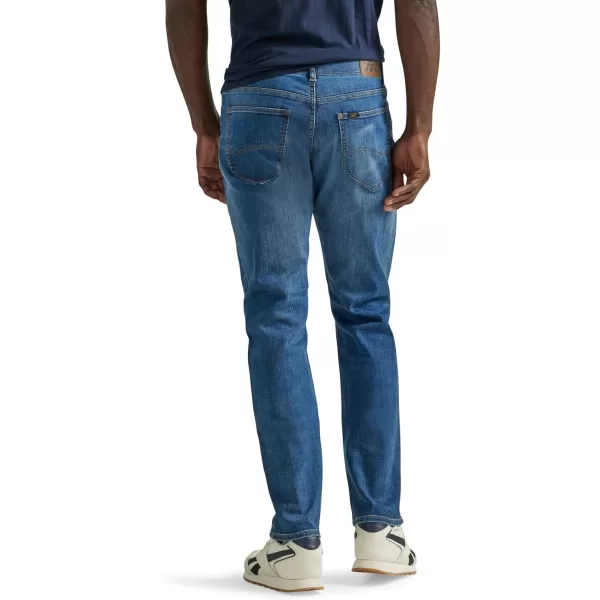 Lee Mens Extreme Motion Athletic Taper JeanEllos
