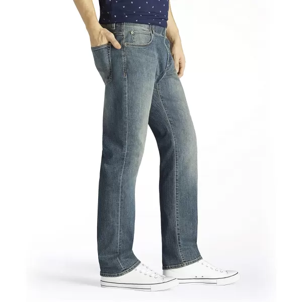 Lee Mens Extreme Motion Athletic Taper JeanMega