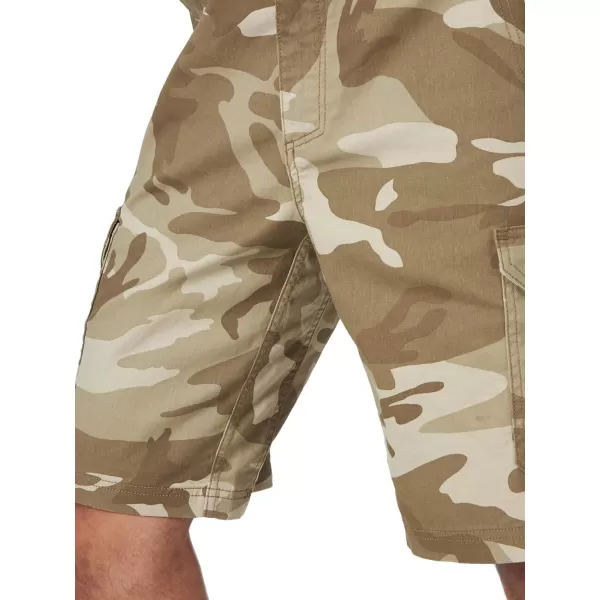 Lee Mens Extreme Motion Crossroad Cargo ShortMountain Lion Camo