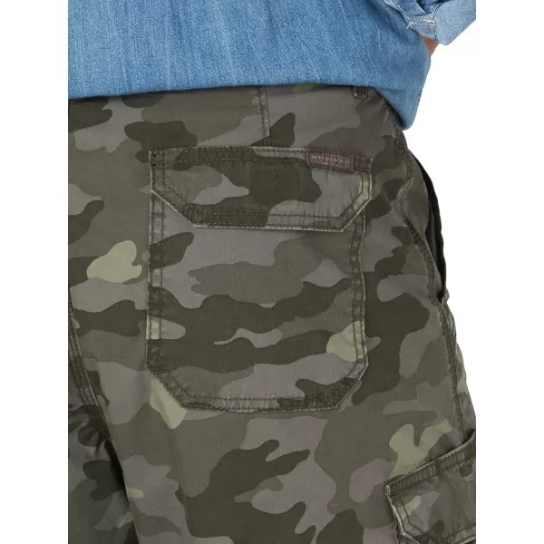 Lee Mens Extreme Motion Crossroad Cargo ShortWoodland Camo