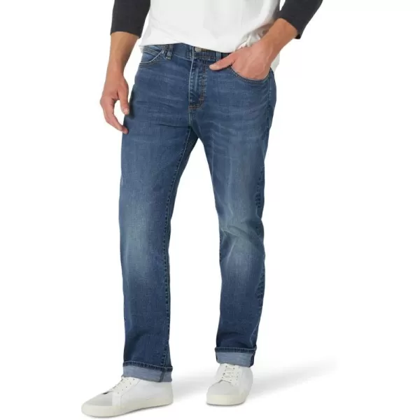 Lee Mens Extreme Motion Athletic Taper JeanWipeout