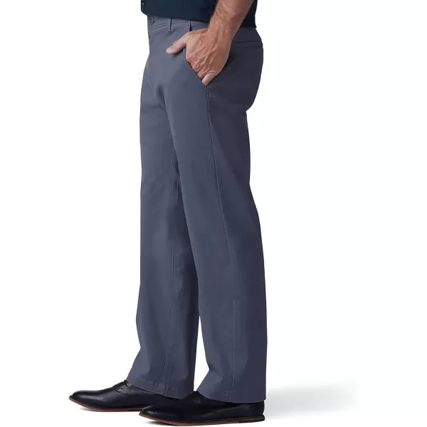 Lee Mens Extreme Motion Flat Front Regular Straight PantVintage Gray