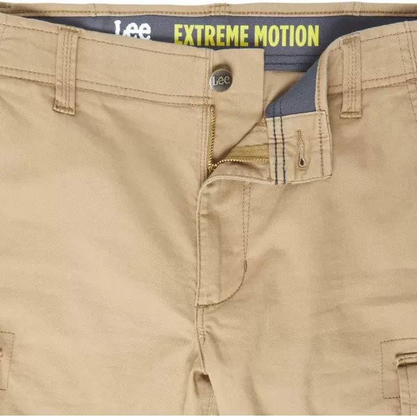 Lee Mens Extreme Motion Carolina Cargo ShortBourbon