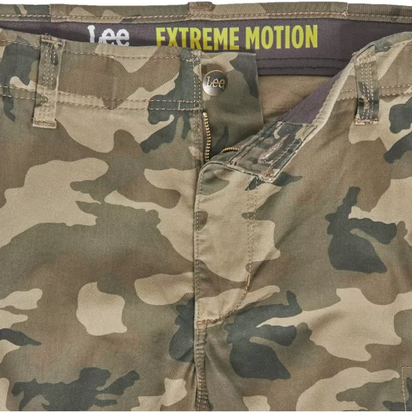 Lee Mens Extreme Motion Carolina Cargo ShortNative Camo