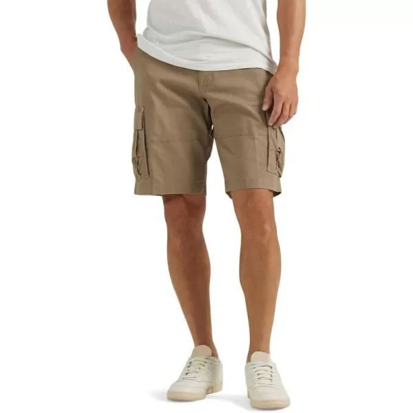 Lee Mens Extreme Motion Carolina Cargo ShortTawny Brown