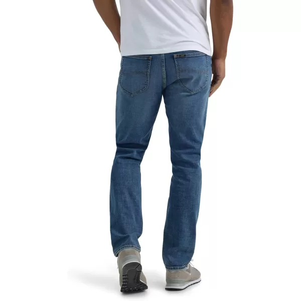 imageLee Mens Extreme Motion Regular Taper JeanJumper