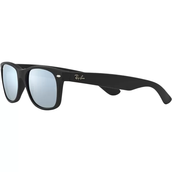 RayBan RB2132 New Wayfarer Mirrored Square SunglassesRubber BlackLight Green Mirrored Silver