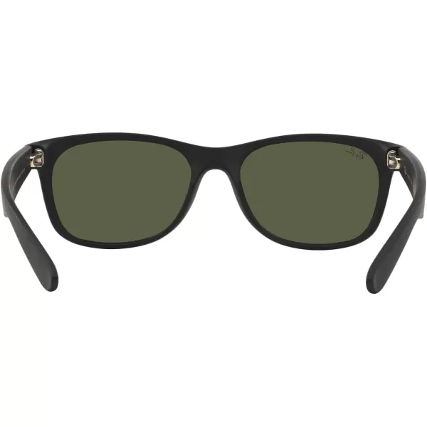 RayBan RB2132 New Wayfarer Mirrored Square SunglassesRubber BlackLight Green Mirrored Silver