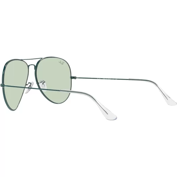 RayBan RB3025 Classic Evolve Photochromic Aviator SunglassesPetroleumPhotochromic Evolve GreenBlue