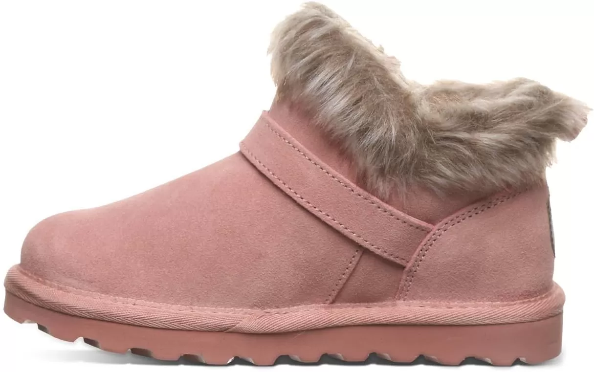 imageBEARPAW Jasmine Youth  Youths Ankle Boot  Youths Slip On Boot  Comfortable Winter Boot