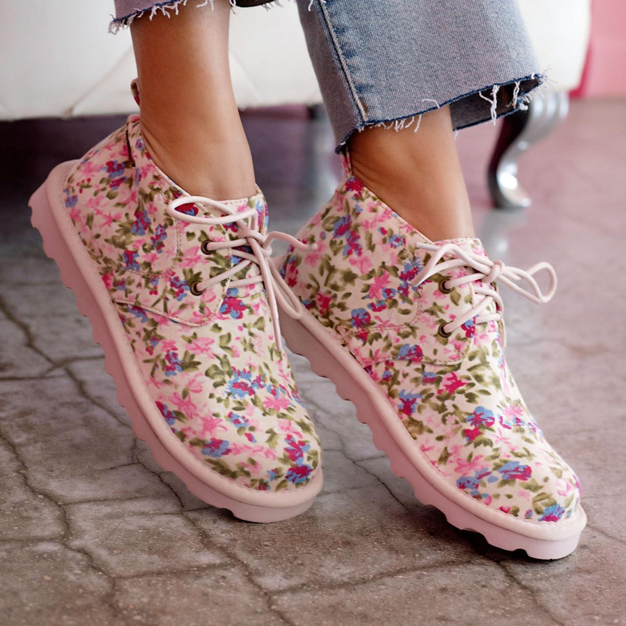 imageBEARPAW Skye Womens Leather Chukka Boots  2578WIvory