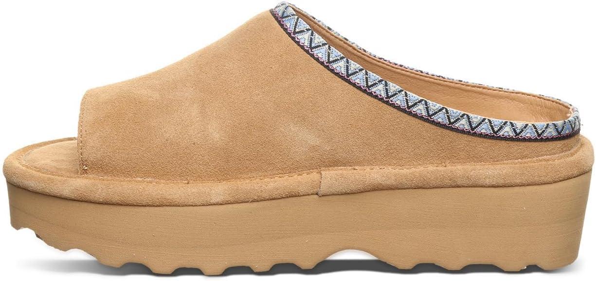 imageBEARPAW Womens Navigate Black SandalIced Coffee