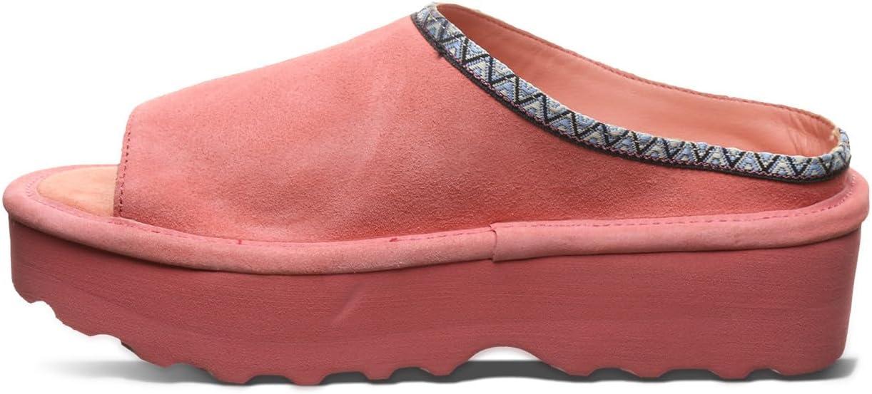 imageBEARPAW Womens Navigate Black SandalLantana