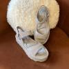 imageBEARPAW Womens Crest Gray Fog Size 7  Womens Sandal  Womens Shoe  Comfortable ampamp Lightweight