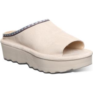 imageBEARPAW Womens Navigate SandalCamel