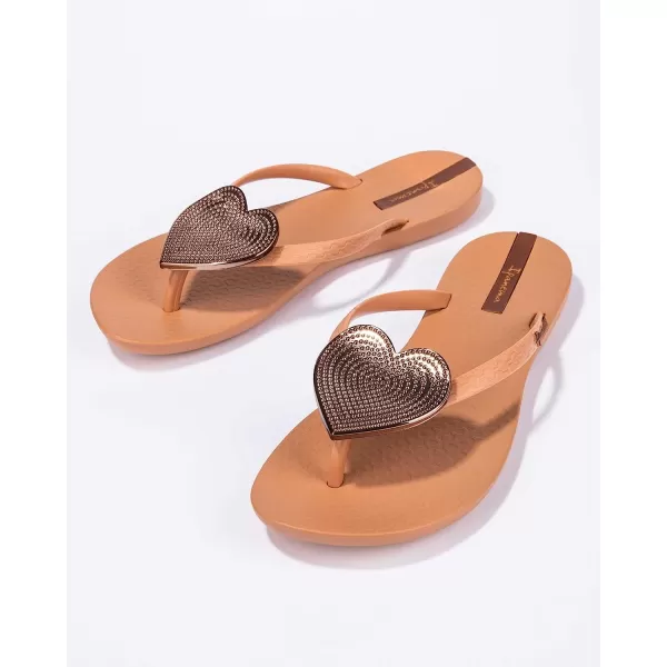 imageIpanema Wave Heart Womens Flip Flops One Black One Brown Size 10Ipanema Wave Heart Womens Flip Flops One Black One Brown Size 10