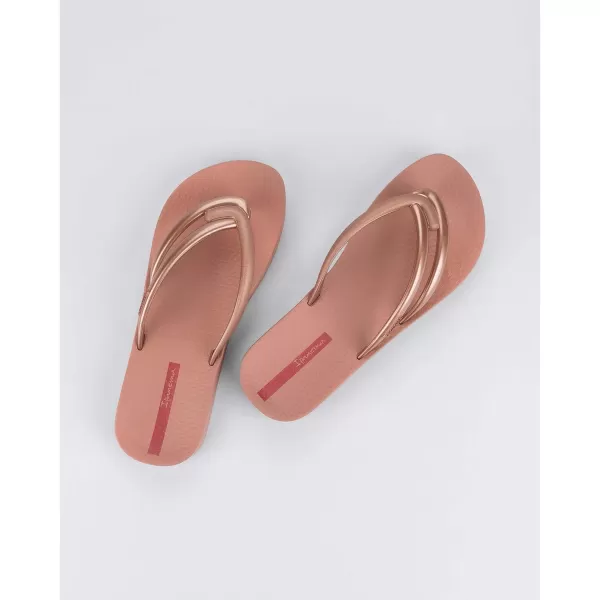 imageIpanema Womens Comfy Fem Flip FlopsPinkMetallic Pink