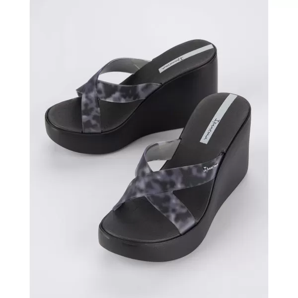 imageIpanema Womens High Fashion Platform SlidesBlackGrey