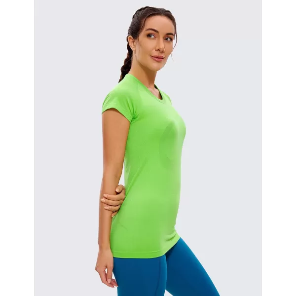 CRZ YOGA Seamless Workout Shirts for Women Short Sleeve Sports Tees Quick Dry Breathable Gym Athletic TopsGreen Glow