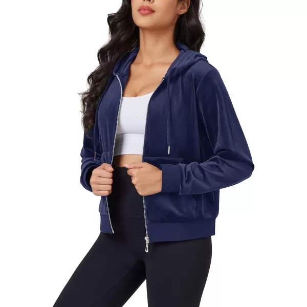 MAGCOMSEN Women's Velour Crop Hoodie Jacket Long Sleeve Zip Up Tops Soft Casual Velvet Jacket with Pockets