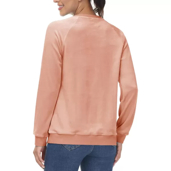 MAGCOMSEN Women's Velour Sweatshirts Crewneck Long Sleeve Casual Pullover Soft Warm Shirts Velvet Tops Winter Fall