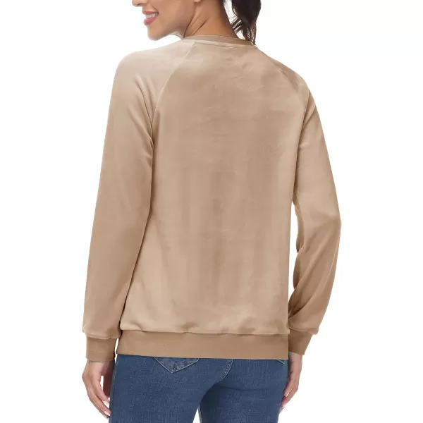 MAGCOMSEN Women's Velour Sweatshirts Crewneck Long Sleeve Casual Pullover Soft Warm Shirts Velvet Tops Winter Fall