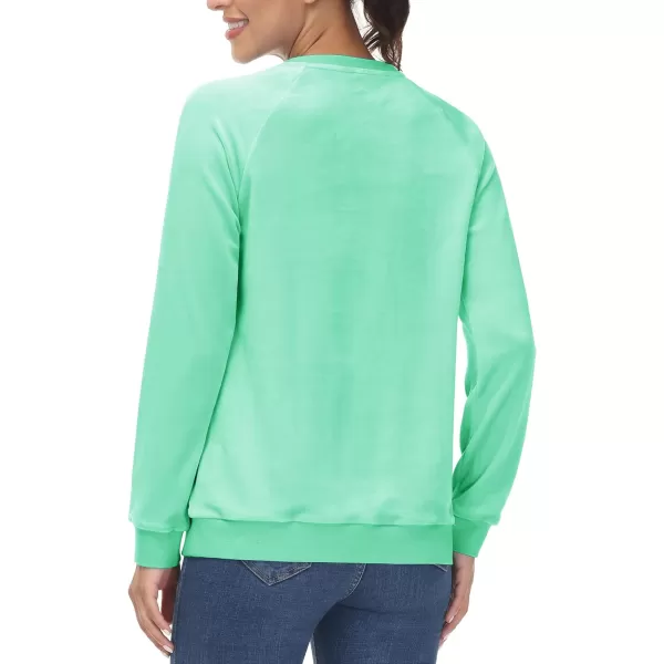 MAGCOMSEN Women's Velour Sweatshirts Crewneck Long Sleeve Casual Pullover Soft Warm Shirts Velvet Tops Winter Fall