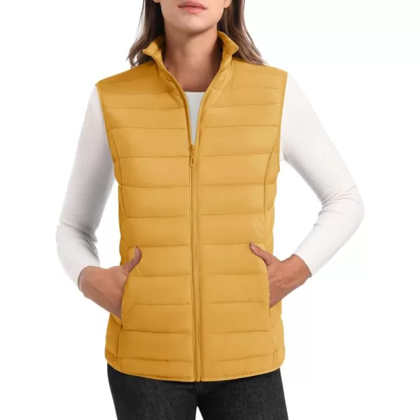 MAGCOMSEN Women's Lightweight Puffer Vest Sleeveless Quilted Stand Collar Zip Jacket 4 Pockets Padded Outerwear Vests