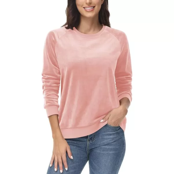 MAGCOMSEN Women's Velour Sweatshirts Crewneck Long Sleeve Casual Pullover Soft Warm Shirts Velvet Tops Winter Fall