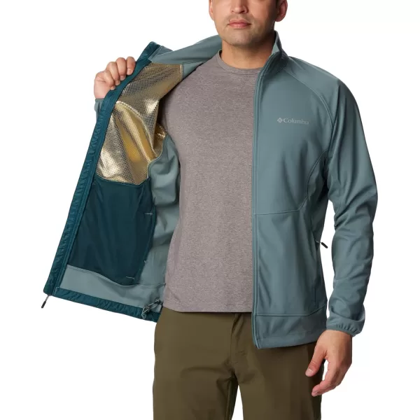 Columbia Men's Canyon Meadows Softshell Jacket