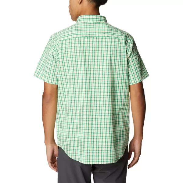 Columbia Men's Collegiate Rapid Rivers Short Sleeve Shirt