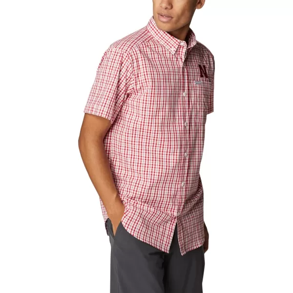 Columbia Men's Collegiate Rapid Rivers Short Sleeve Shirt