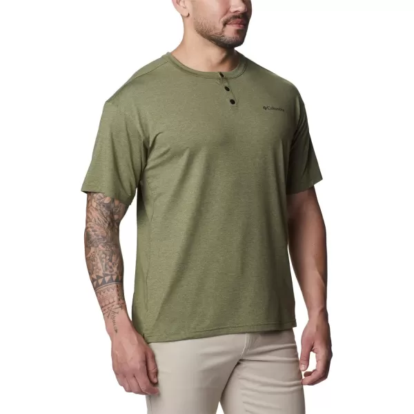 Columbia Men's Coral Ridge Performance Short Sleeve