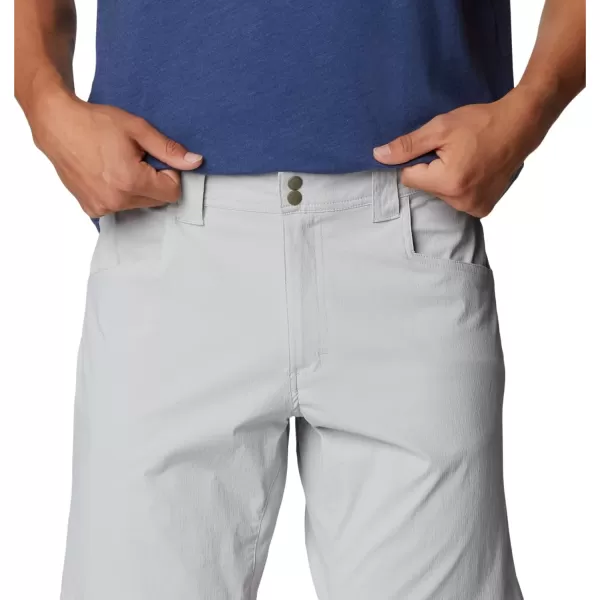 Columbia Men's Standard Blood and Guts Stretch Short
