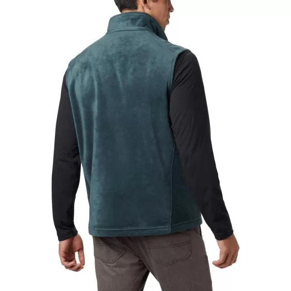Columbia Men's Steens Mountain Vest