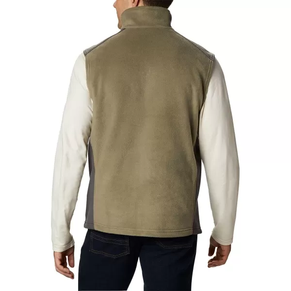 Columbia Men's Steens Mountain Vest