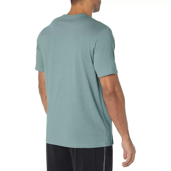 Columbia Men's Thistletown Hills Short Sleeve