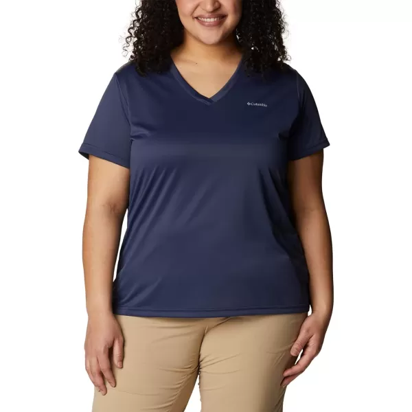Columbia Women's Hike Short Sleeve V Neck