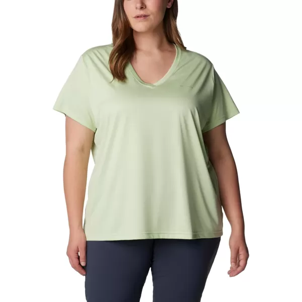 Columbia Women's Hike Short Sleeve V Neck