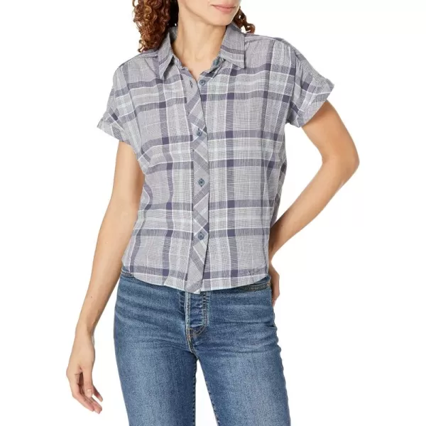Columbia Women's Camp Henry Iv Short Sleeve Shirt