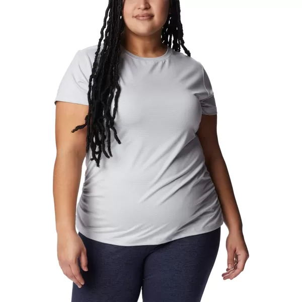Columbia Women's Leslie Falls Short Sleeve