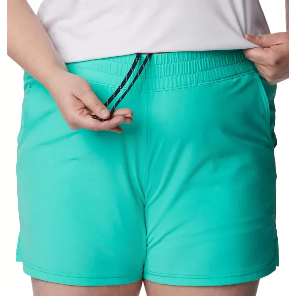 Columbia Women's Standard Alpine Chill Zero Short