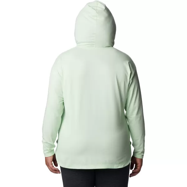 Columbia Women's Sun Trek Hooded Pullover