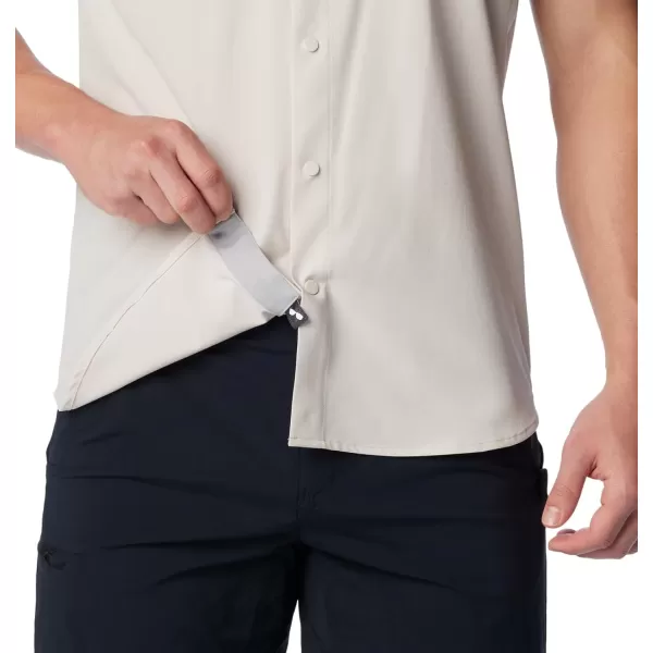 Columbia Men's Summit Valley Woven Short Sleeve Shirt