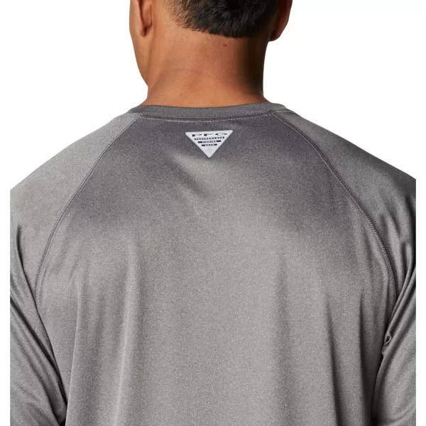 Columbia Men's Terminal Tackle Long Sleeve Shirt, Wicking Material