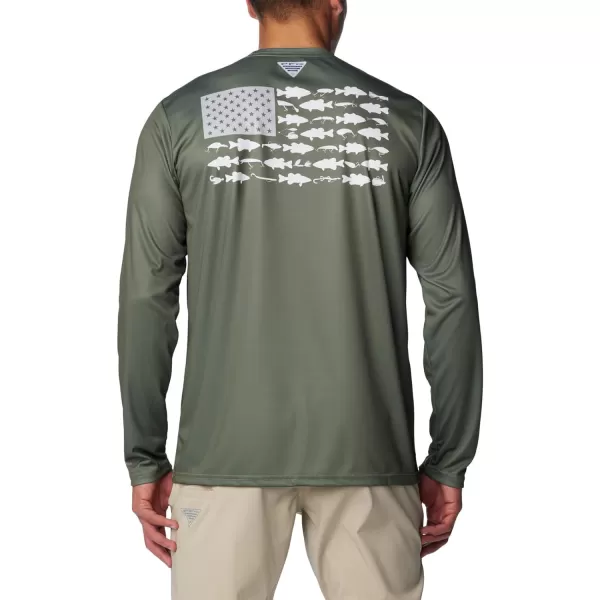 Columbia Men's PFG Terminal Tackle Fish Flag Long Sleeve Fishing Shirt